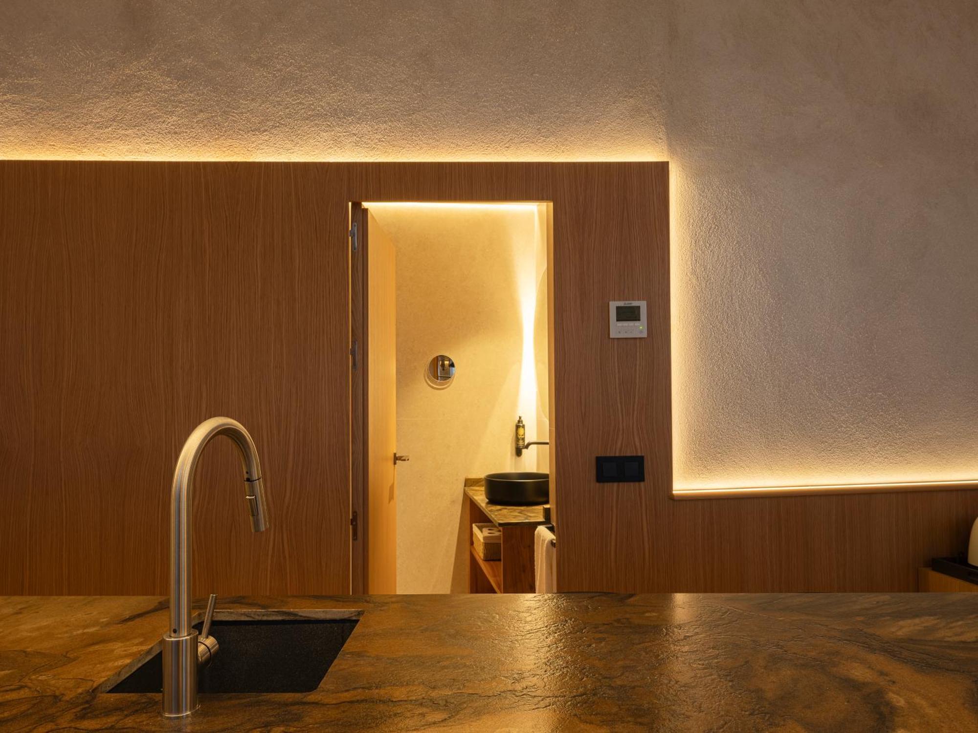 City Center - Avenue Luxury Apartment - Private Free Parking Sevilla Exterior foto